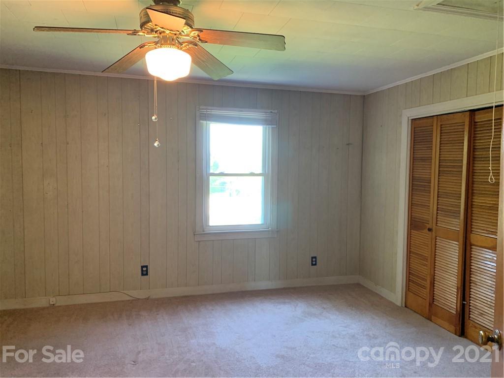 1214 Enola Road Morganton, NC 28655 - Photo 7 of 23 Gallery Image 7
