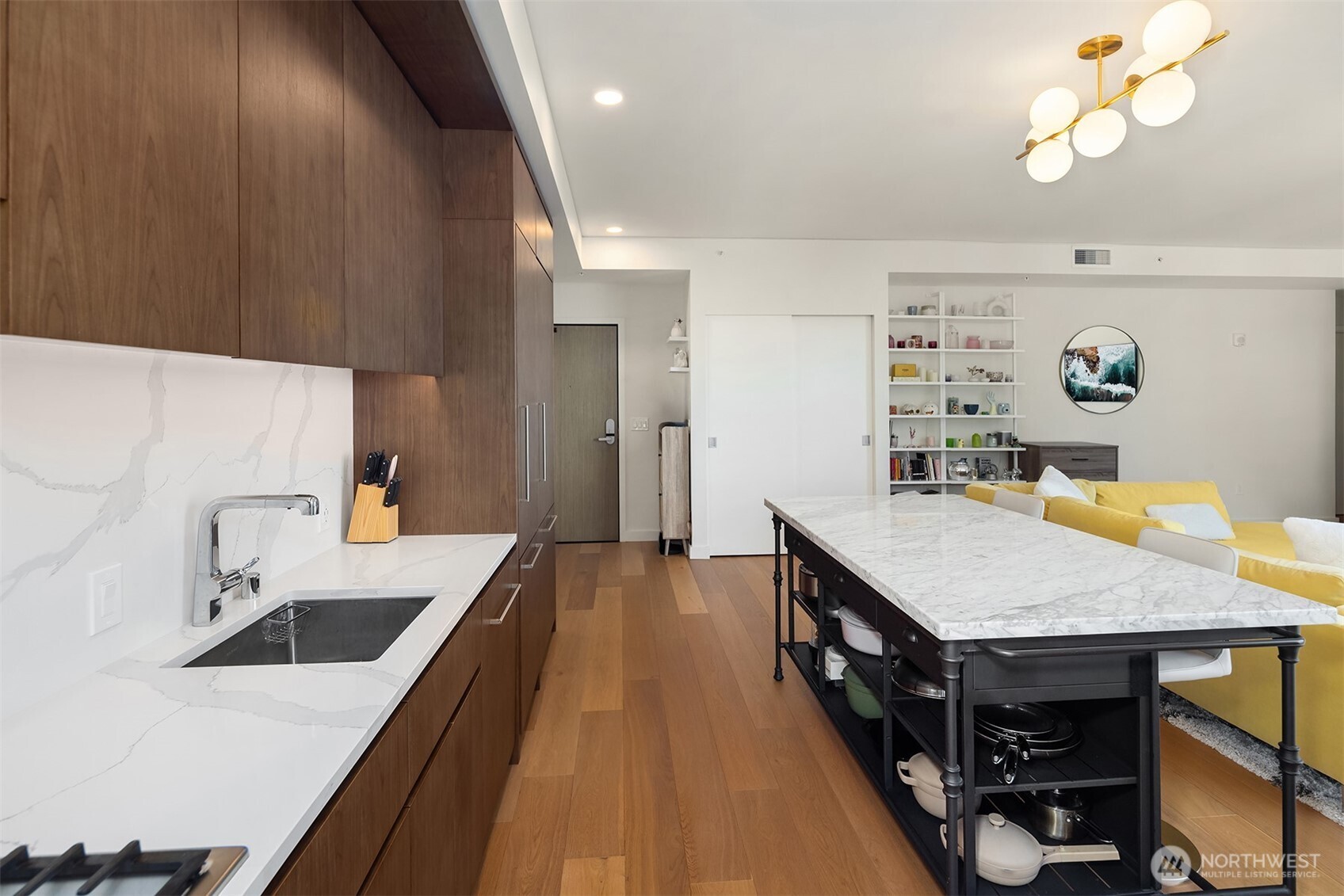 121 Stewart Street, Unit 2008 Seattle, WA 98101 - Photo 11 of 34