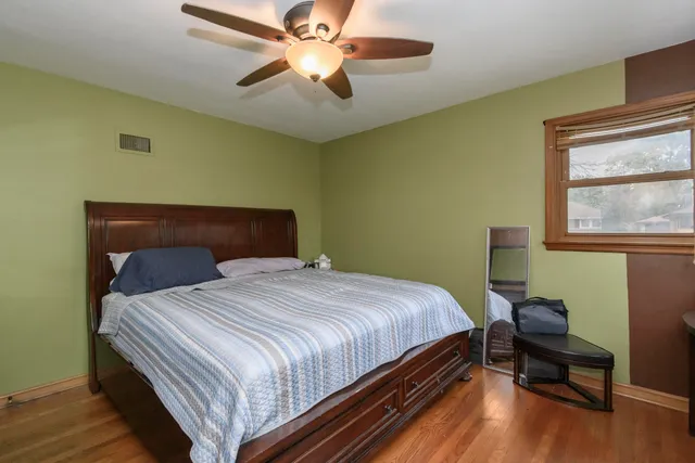 $263,900 | 4960 North 89th Street, Milwaukee, WI 53225