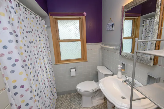 $263,900 | 4960 North 89th Street, Milwaukee, WI 53225