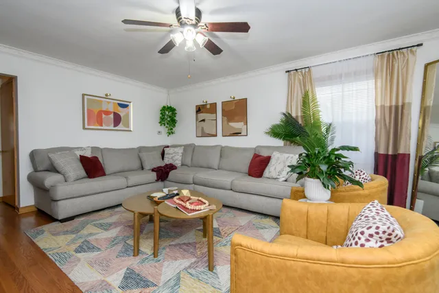 $263,900 | 4960 North 89th Street, Milwaukee, WI 53225