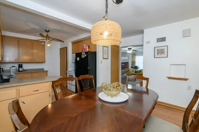 $263,900 | 4960 North 89th Street, Milwaukee, WI 53225