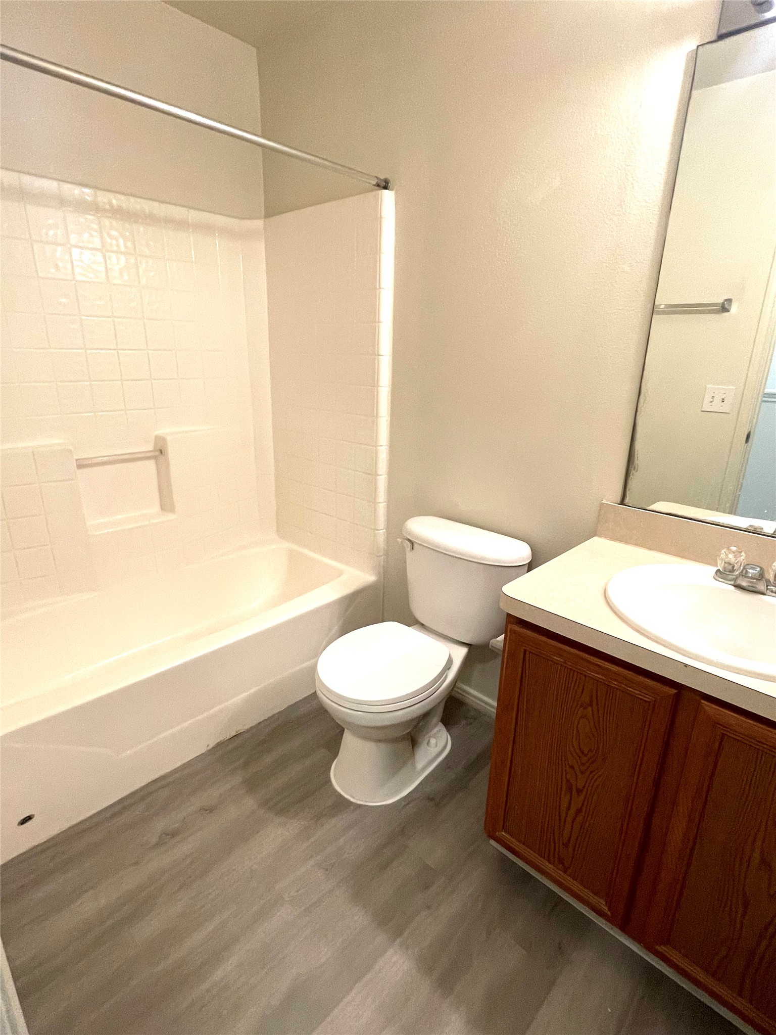23623 Twisting Falls Drive Spring, TX 77373 - Photo 38 of 46 Hall Bathroom Upstairs