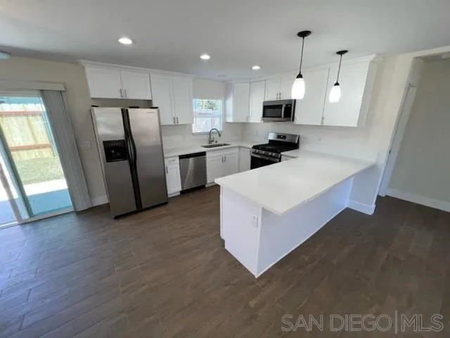 911-913 Rangeview Street Spring Valley, CA 91977 - Photo 3 of 17 Gallery Image 3
