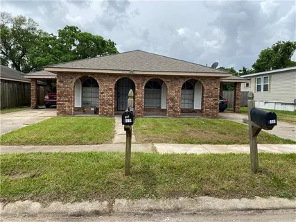 $190,000 | 7110-12 Boston Drive, New Orleans, LA 70127