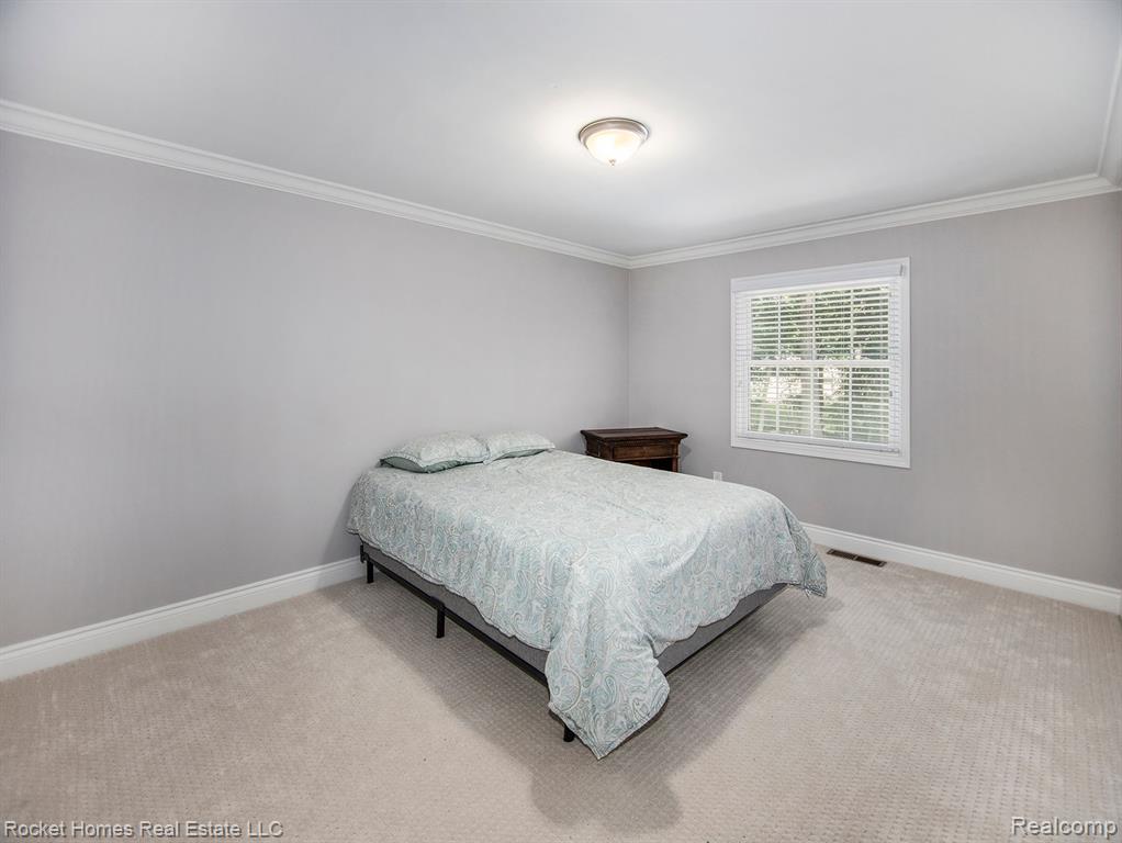 1282 Greenleaf Drive Rochester Hills, MI 48309 - Photo 22 of 30