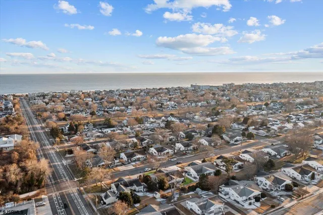 $724,900 | 1351 Virginia Avenue, Cape May, NJ 08204