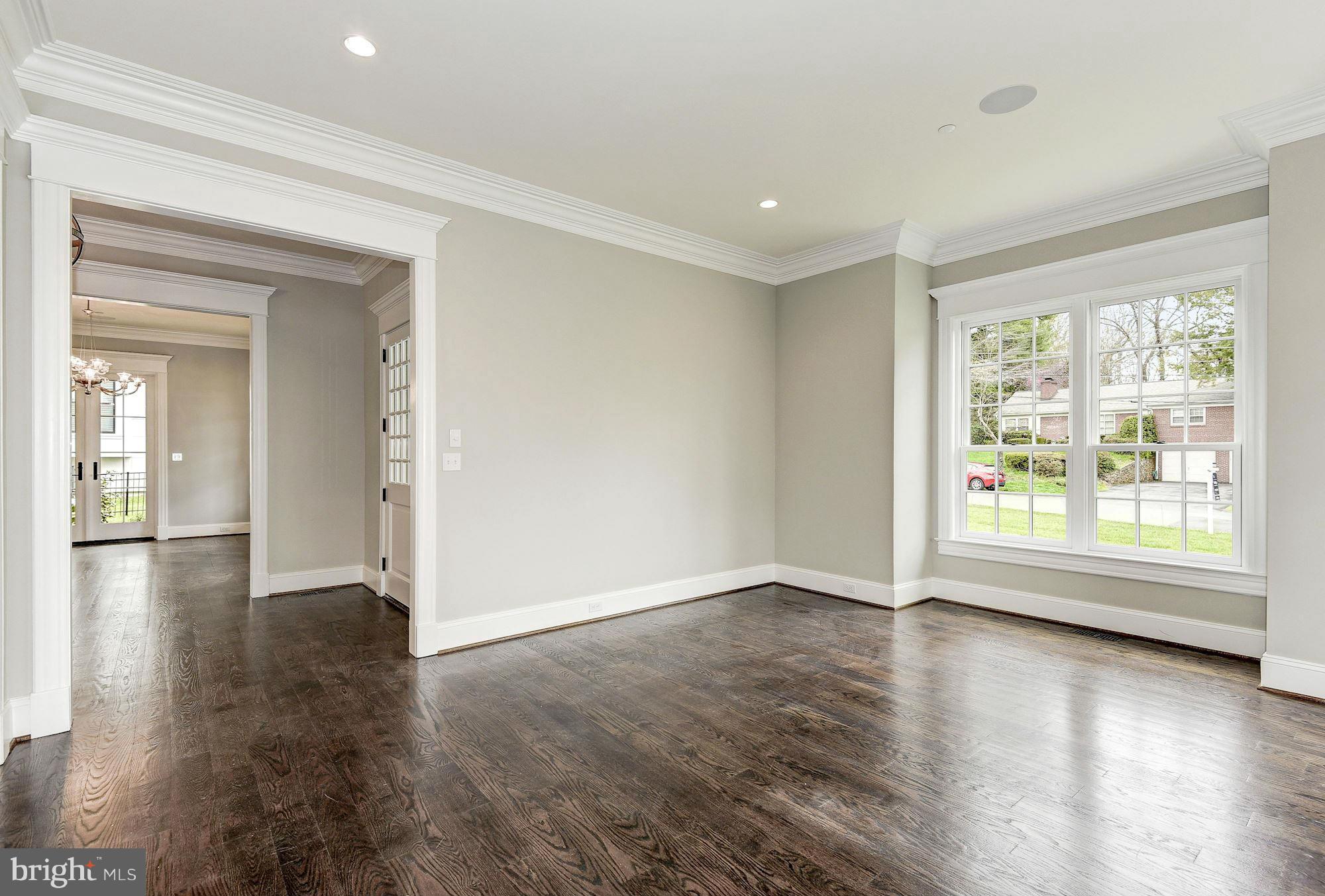 5908 Aberdeen Road Bethesda, MD 20817 - Photo 4 of 28 Living Room