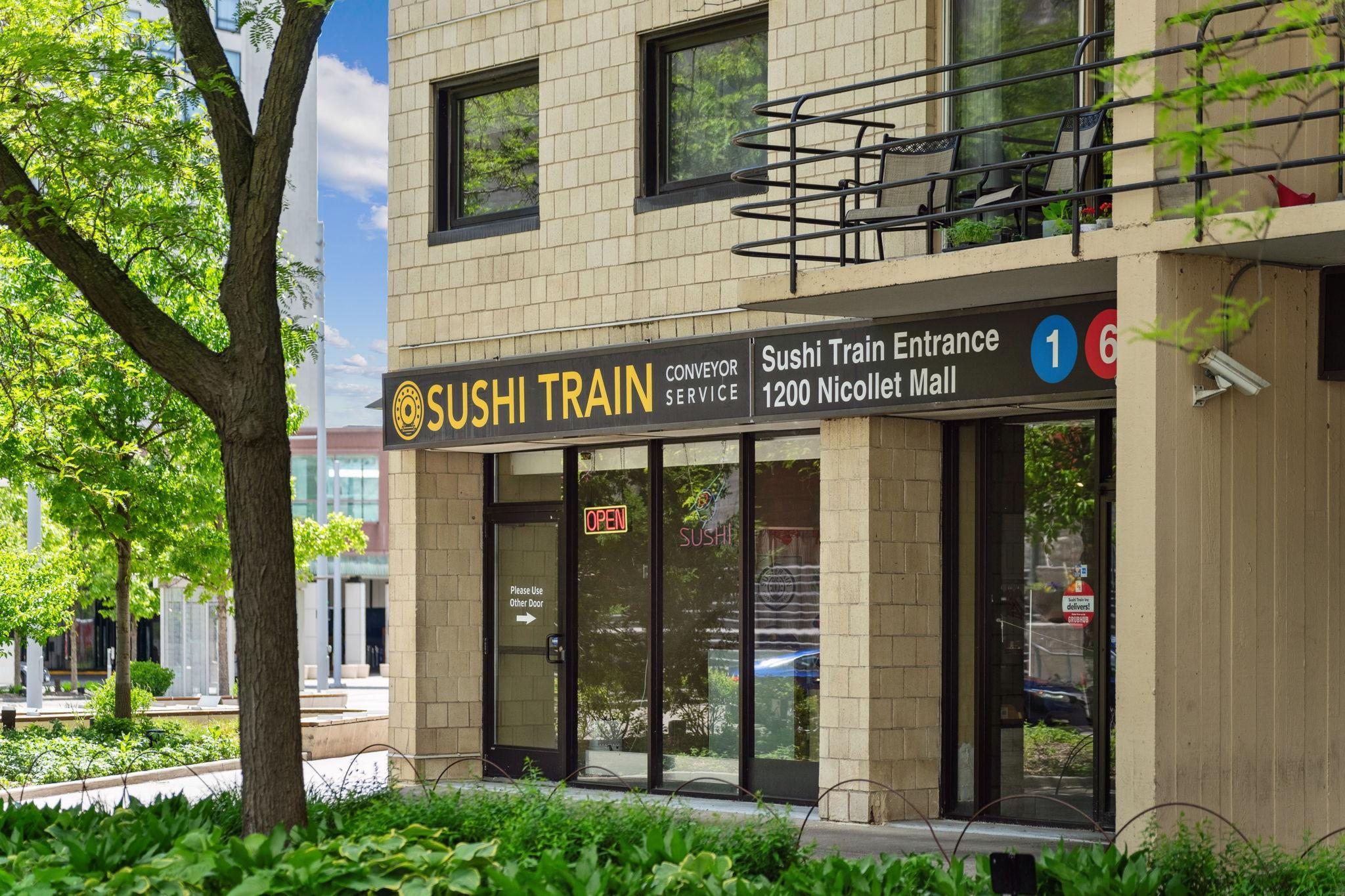 11 South 12th Street, Unit 402 Minneapolis, MN 55403 - Photo 41 of 43