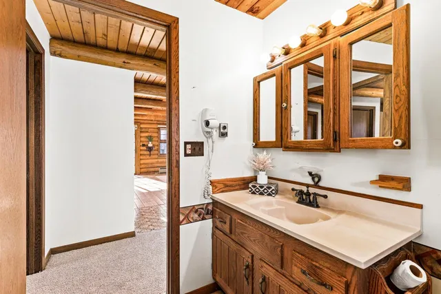 $389,000 | 5248 West Arrowhead Road, Hermantown, MN 55811