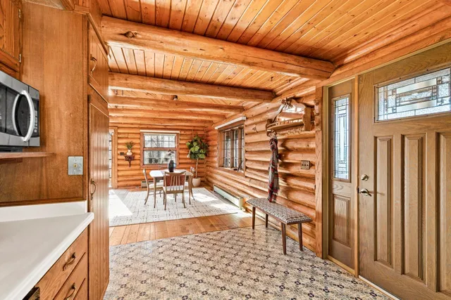 $389,000 | 5248 West Arrowhead Road, Hermantown, MN 55811