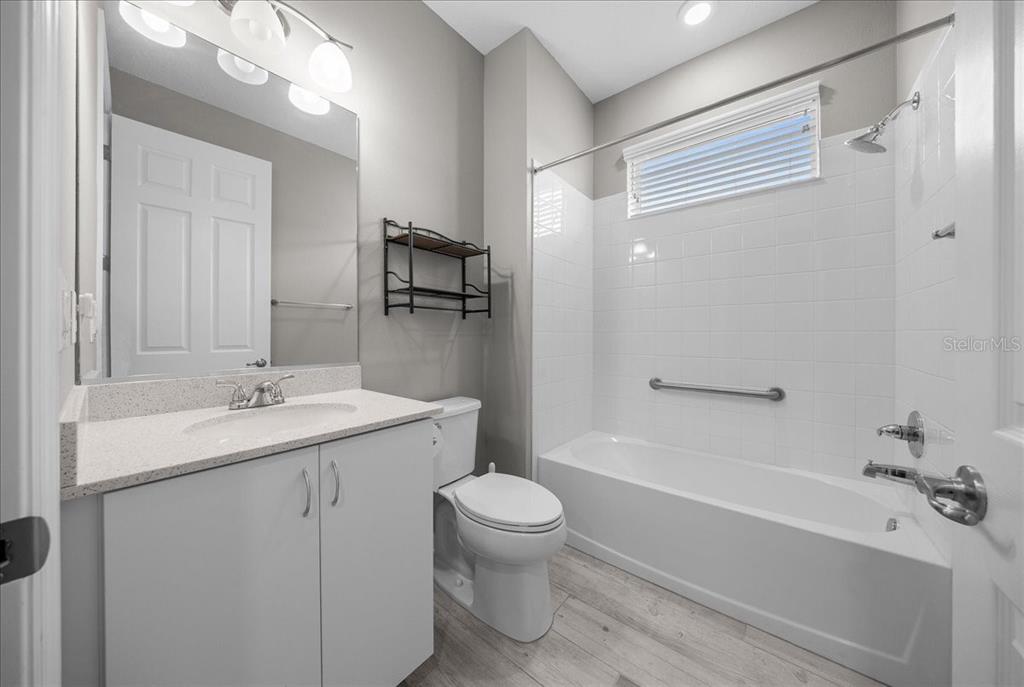 9342 Southwest 102nd Terrace Road Ocala, FL 34481 - Photo 11 of 52 Gallery Image 11