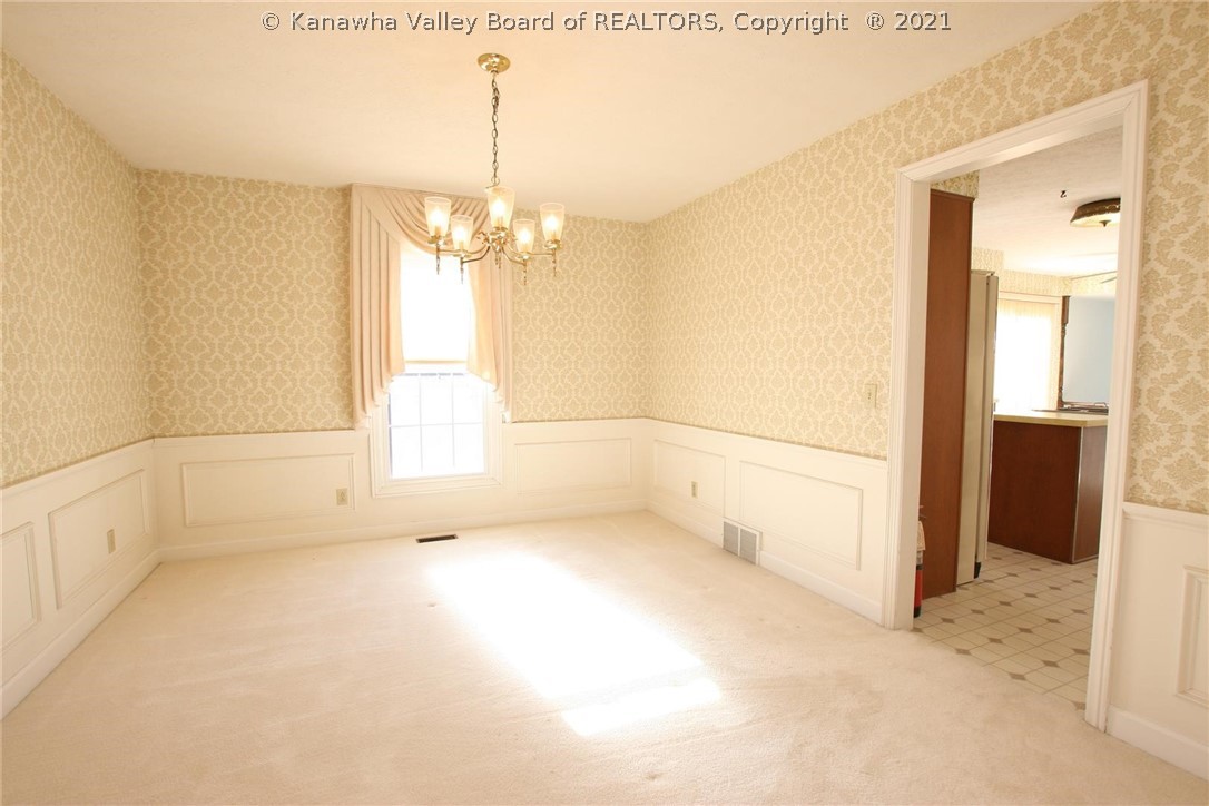 5341 Shadowbrook Road Charleston, WV 25313 - Photo 8 of 46 Gallery Image 8