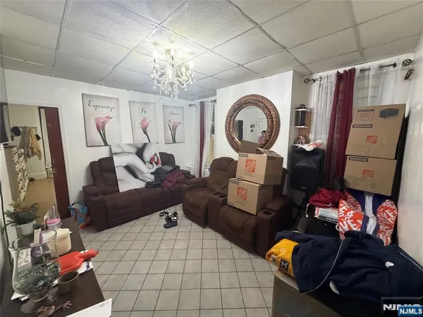 $1,995 | 414 Monastery Place, Unit 1, Union City, NJ 07087