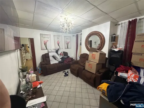 $1,995 | 414 Monastery Place, Unit 1, Union City, NJ 07087