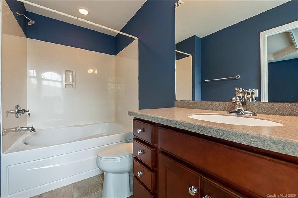 813 Granby Drive Fort Mill, SC 29708 - Photo 6 of 16 Gallery Image 6