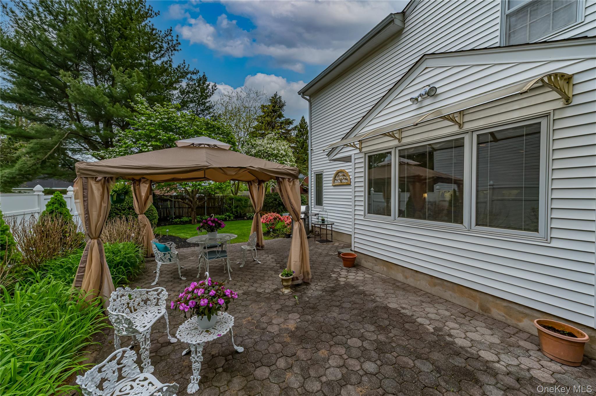 32 Dressler Road Greenlawn, NY 11740 - Photo 39 of 44