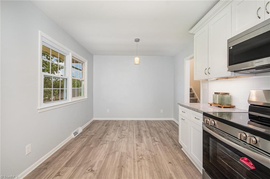 2102 Castlerock Road Greensboro, NC 27406 - Photo 12 of 32 Gallery Image 12