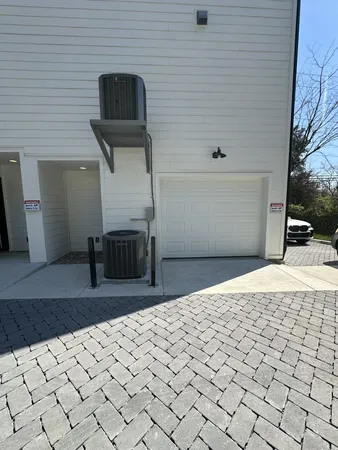 $2,500 | 218 B Myatt Drive, Madison, TN 37115