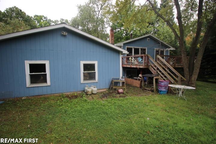 12140 Rattalee Lake Road Davisburg, MI 48350 - Photo 2 of 11 50094405-1.JPG