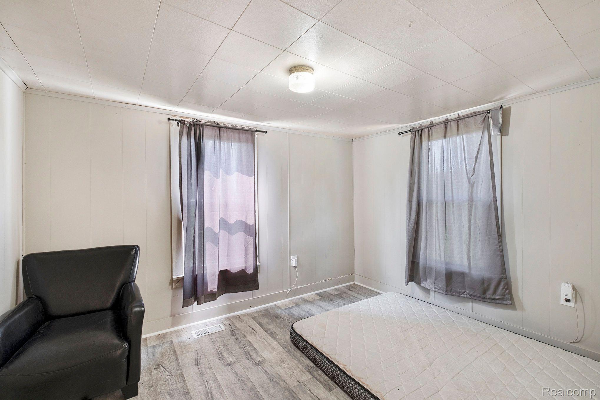 11110 Nichols Road Burt, MI 48417 - Photo 11 of 25 Gallery Image 11