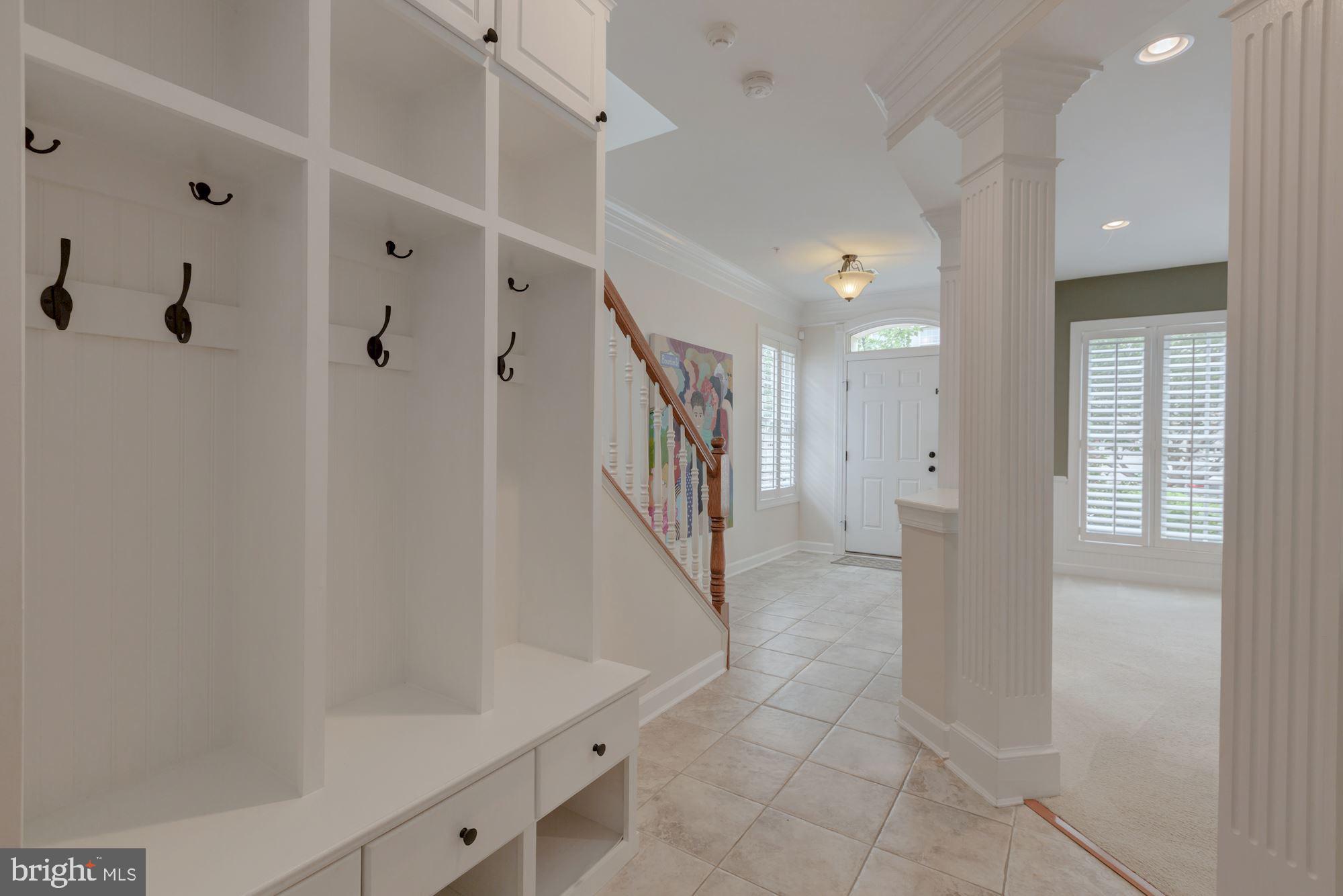 5146 Brawner Place Alexandria, VA 22304 - Photo 24 of 32 a view of entryway with stairs and a bathtub