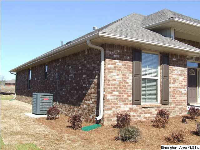 124 Golden Meadows Drive Alabaster, AL 35007 - Photo 2 of 3