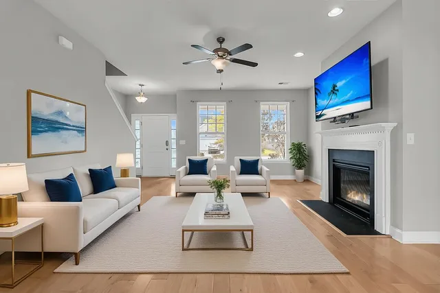 $375,000 | 422 Philbrick Drive, Goose Creek, SC 29445