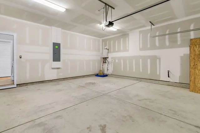 $375,000 | 422 Philbrick Drive, Goose Creek, SC 29445