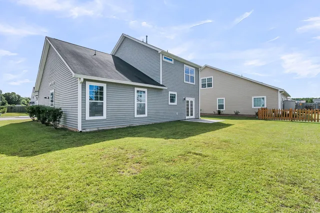 $375,000 | 422 Philbrick Drive, Goose Creek, SC 29445