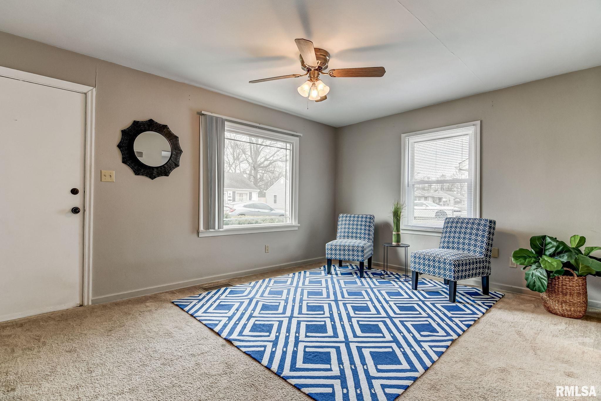 3026 South 3rd Street Springfield, IL 62703 - Photo 3 of 25