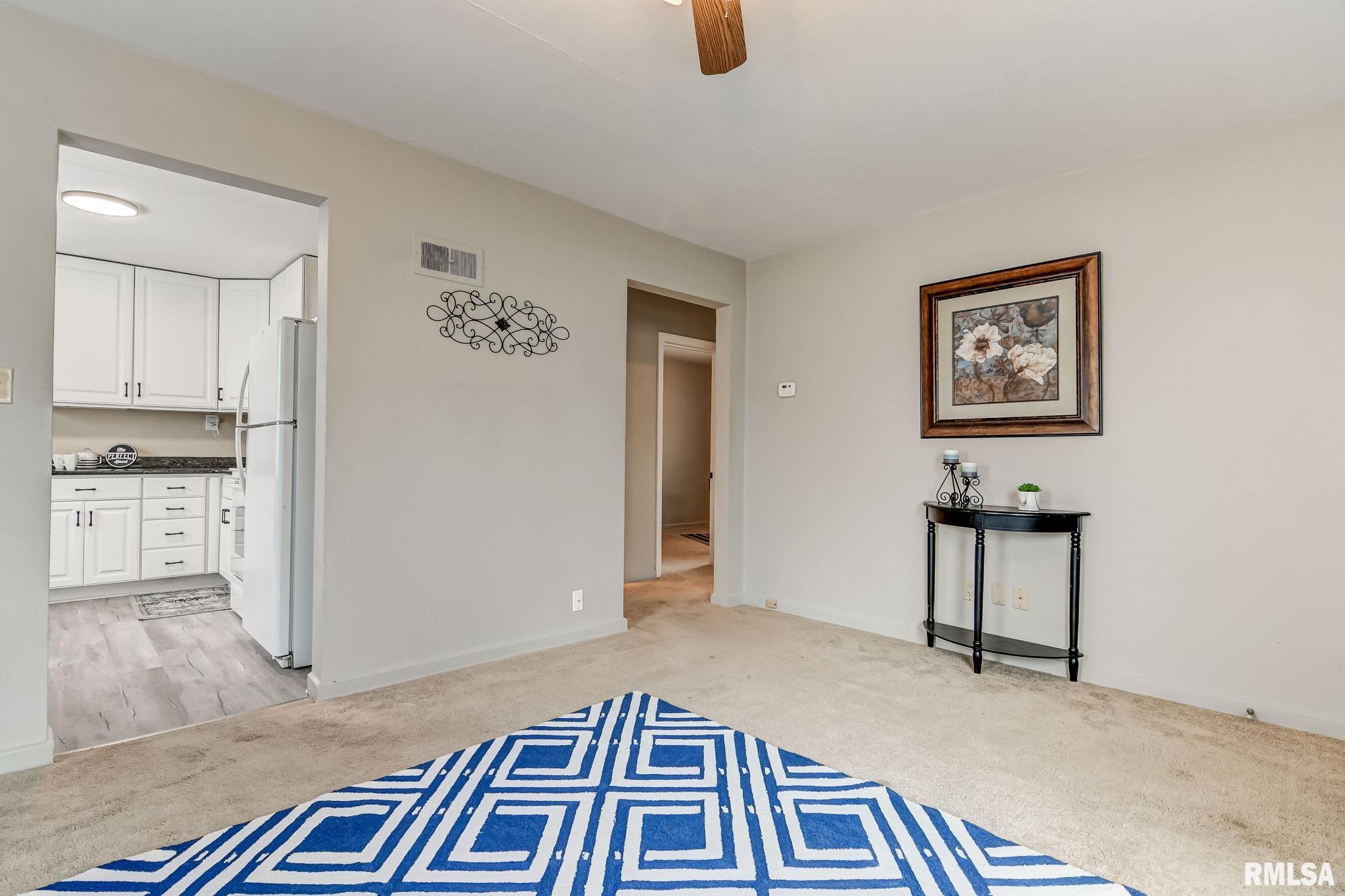 3026 South 3rd Street Springfield, IL 62703 - Photo 5 of 25