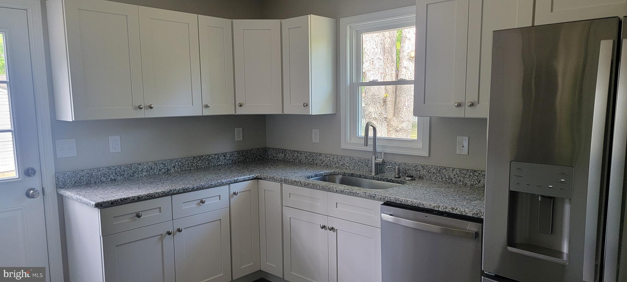 626 Cloverfield Lane Harrington, DE 19952 - Photo 11 of 22 Deep sink