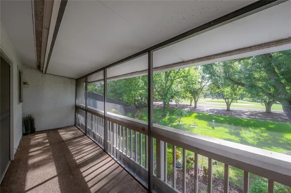 $389,900 | 4206 Golf Club Lane, Tampa, FL 33618