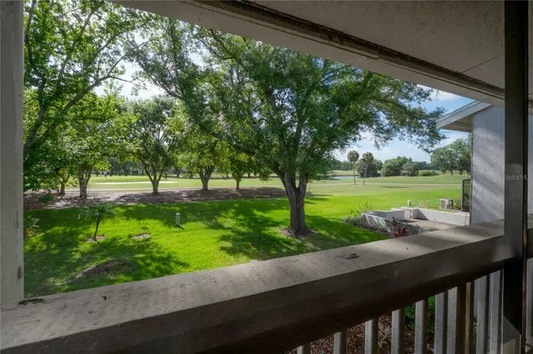 $389,900 | 4206 Golf Club Lane, Tampa, FL 33618