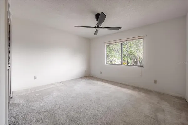 $389,900 | 4206 Golf Club Lane, Tampa, FL 33618