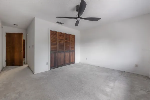 $389,900 | 4206 Golf Club Lane, Tampa, FL 33618