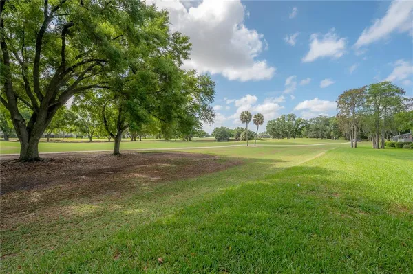 $389,900 | 4206 Golf Club Lane, Tampa, FL 33618