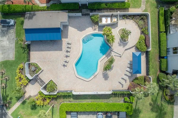 $389,900 | 4206 Golf Club Lane, Tampa, FL 33618