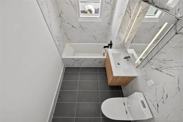 $622,500 | 150-02 Northern Boulevard, Unit 4C | Murray Hill - Flushing