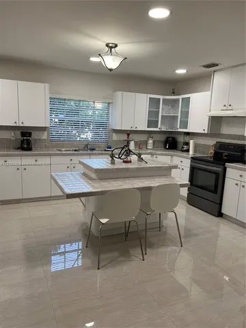 $4,200 | 6284 Southwest 26th Street, Miami, FL 33155