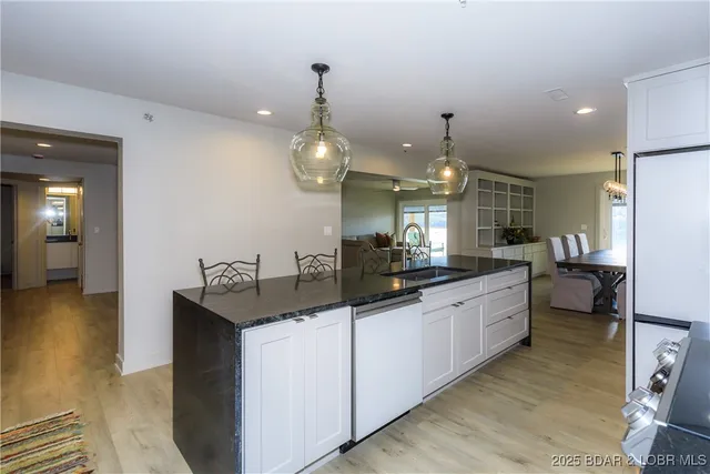 $695,000 | 222 Park Pl Lane, Unit 1C, Kaiser, MO 65047