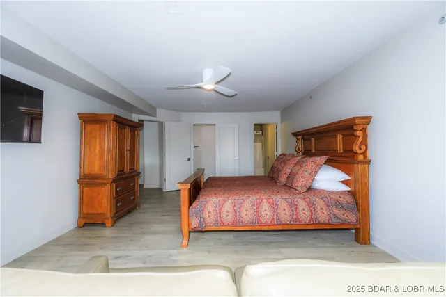 $695,000 | 222 Park Pl Lane, Unit 1C, Kaiser, MO 65047