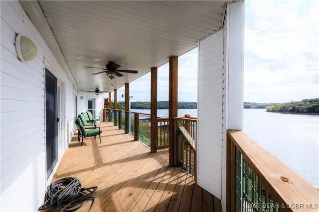 $695,000 | 222 Park Pl Lane, Unit 1C, Kaiser, MO 65047