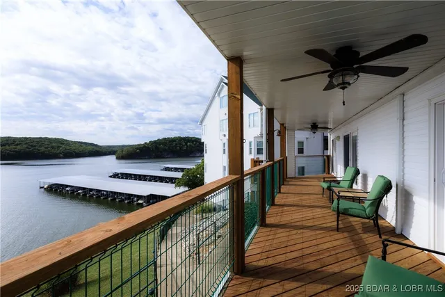 $695,000 | 222 Park Pl Lane, Unit 1C, Kaiser, MO 65047