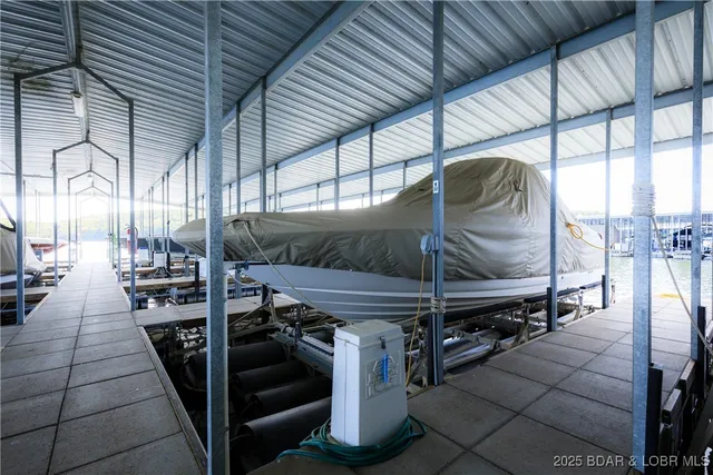 $695,000 | 222 Park Pl Lane, Unit 1C, Kaiser, MO 65047