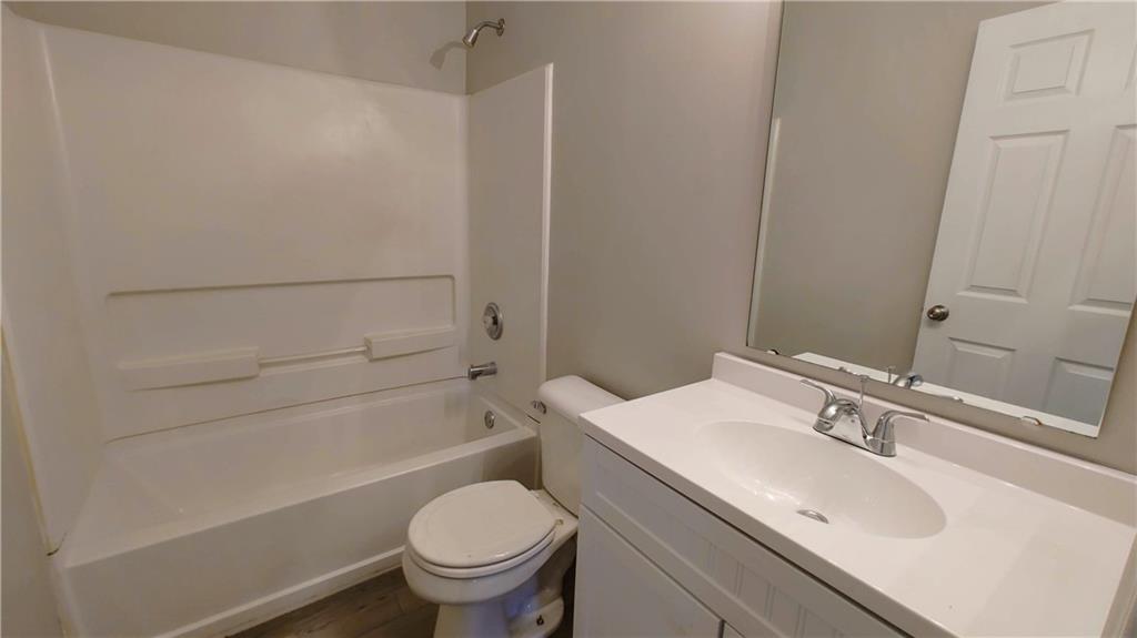 668 Hanover Road Brownsburg, IN 46112 - Photo 12 of 21