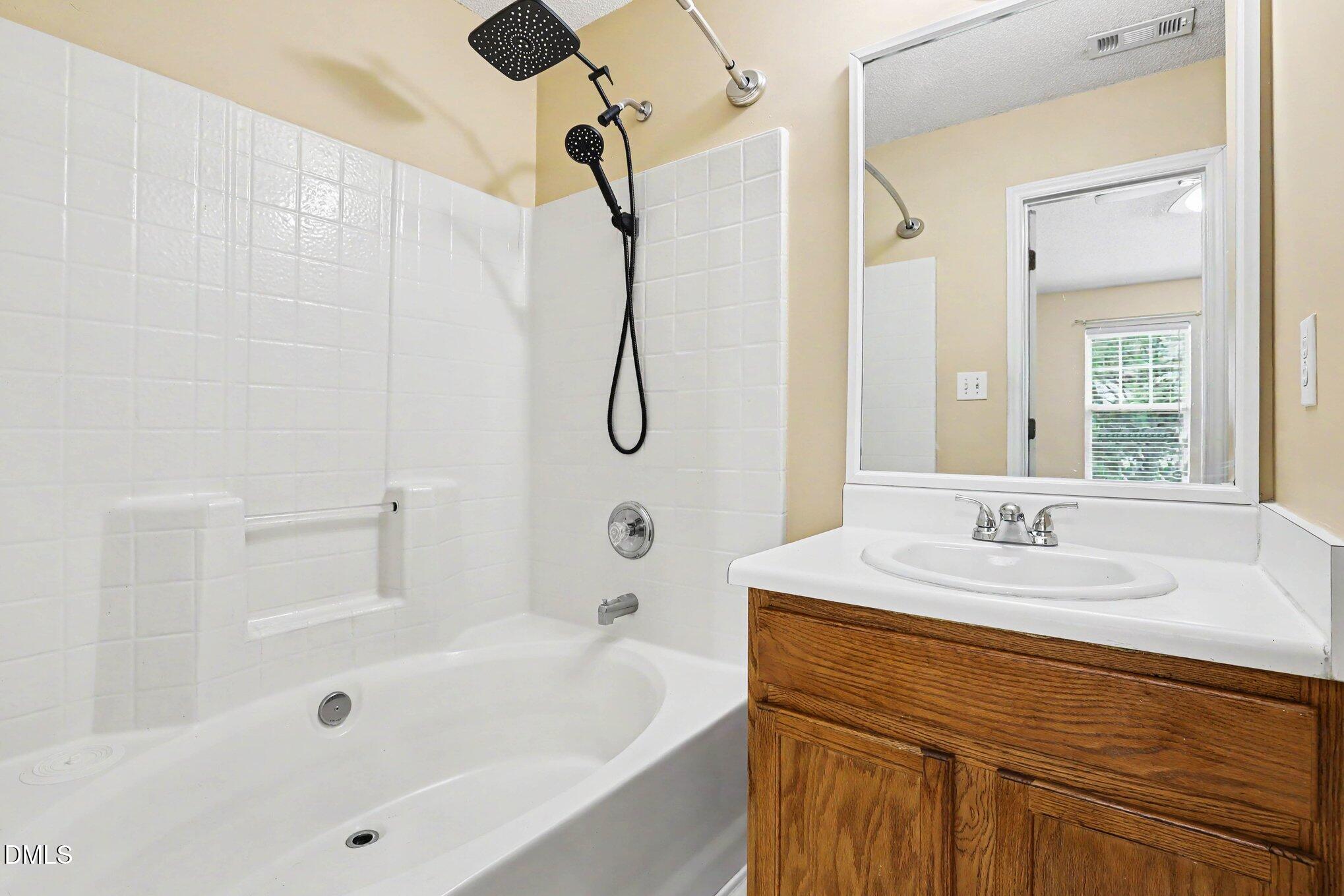 4501 Bekonscot Avenue Raleigh, NC 27604 - Photo 14 of 16 014_file_9614
