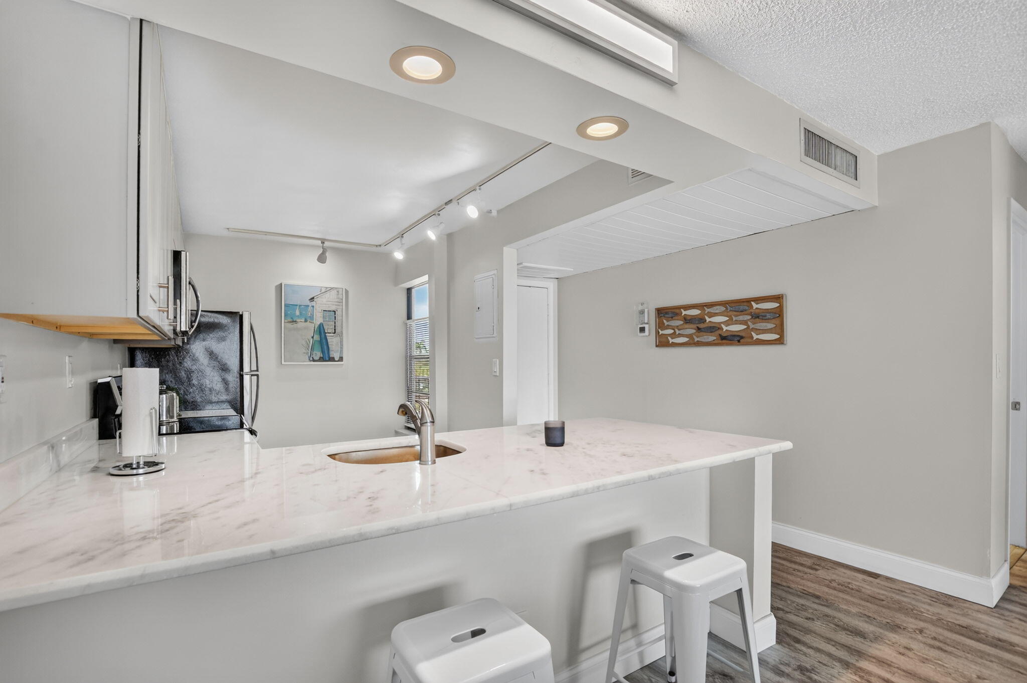 4 Royal Palm Way, Unit 403 Boca Raton, FL 33432 - Photo 12 of 56 Breakfast Bar