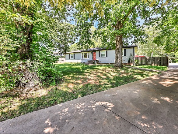 4537 Louise Creek Road Cunningham, TN 37052 - Photo 10 of 70